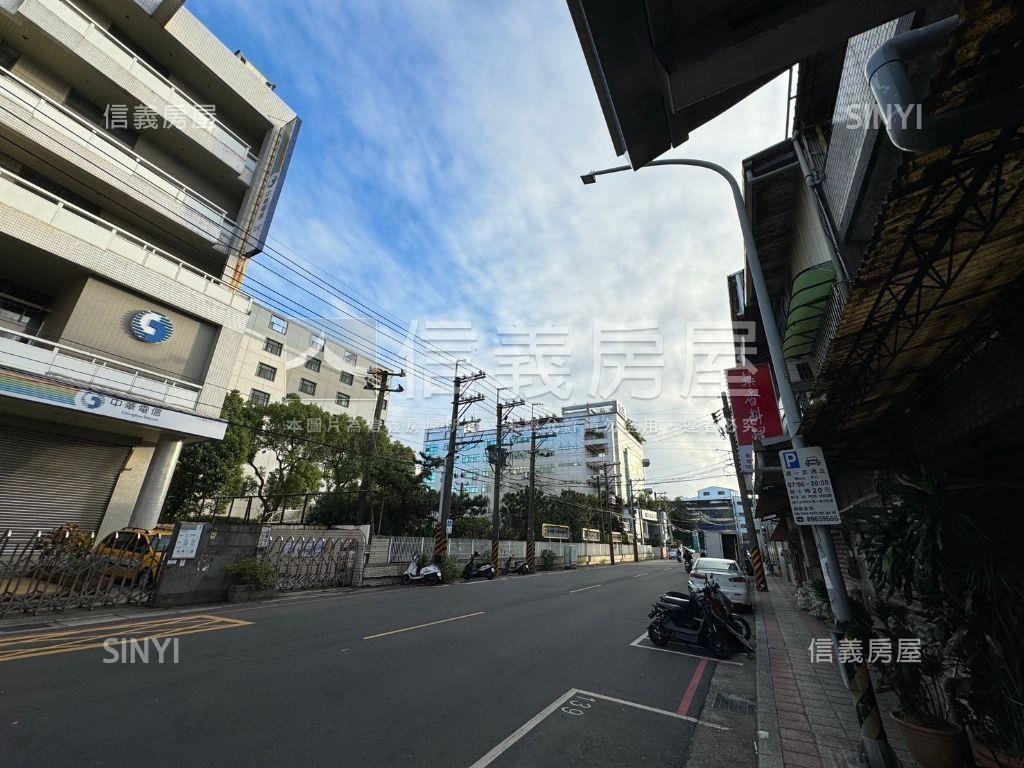 成泰路透天正馬路房屋室內格局與周邊環境