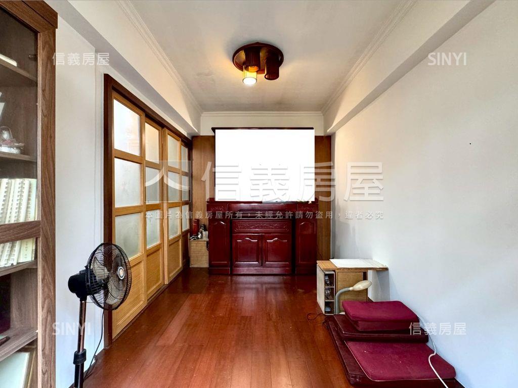 惠宇！好美３６坪三房一室房屋室內格局與周邊環境