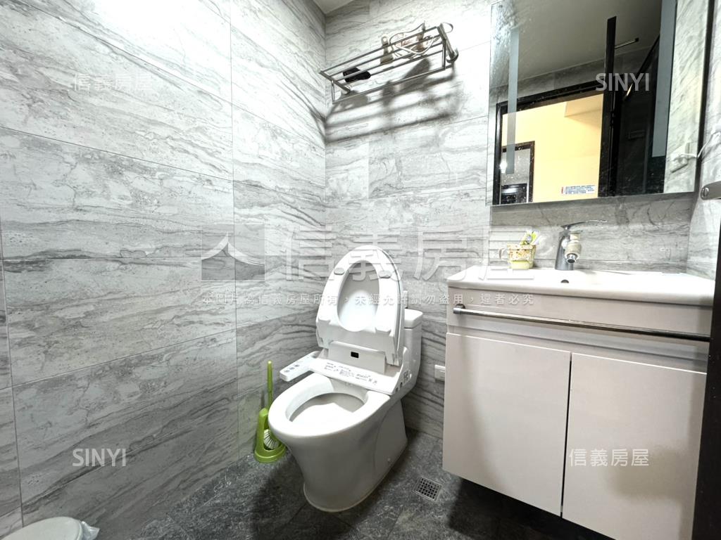 過嶺松義美學兩房車位房屋室內格局與周邊環境