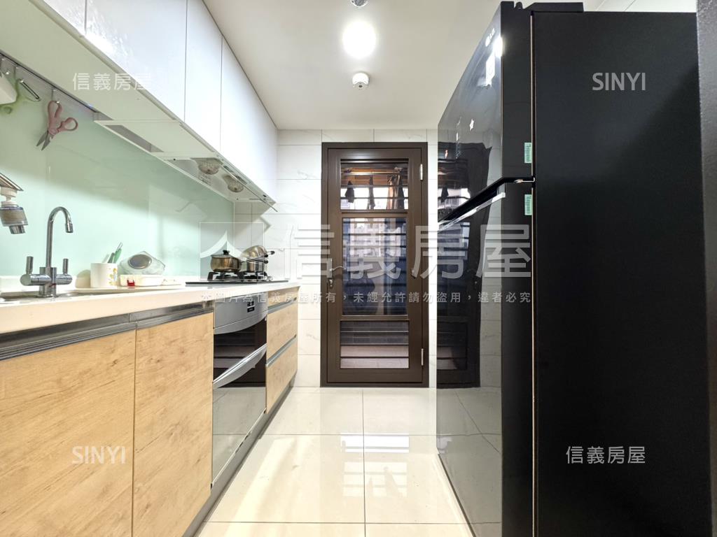 過嶺松義美學兩房車位房屋室內格局與周邊環境