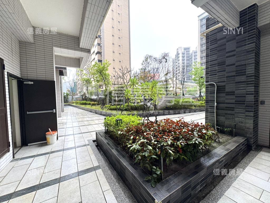 過嶺松義美學兩房車位房屋室內格局與周邊環境