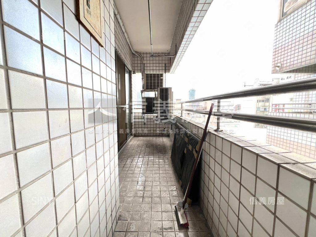 龍邦美村高樓視野兩房平車房屋室內格局與周邊環境