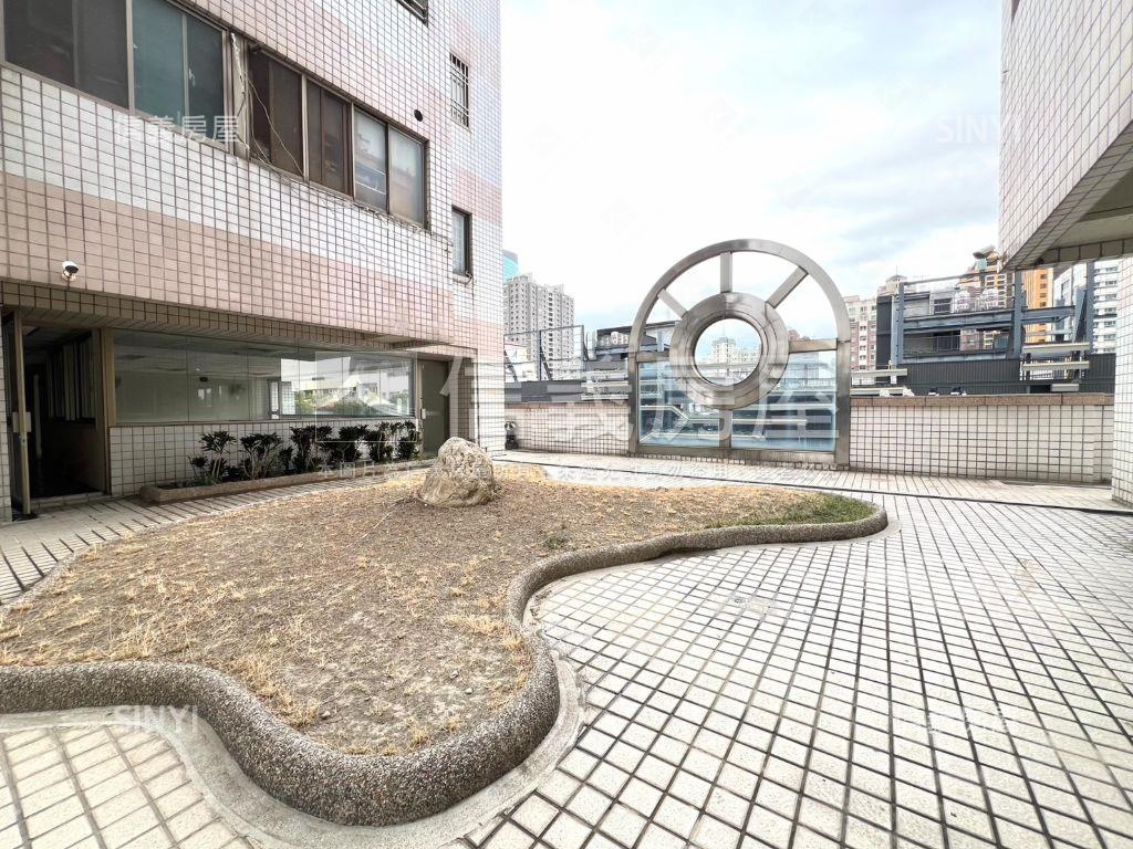 龍邦美村高樓視野兩房平車房屋室內格局與周邊環境