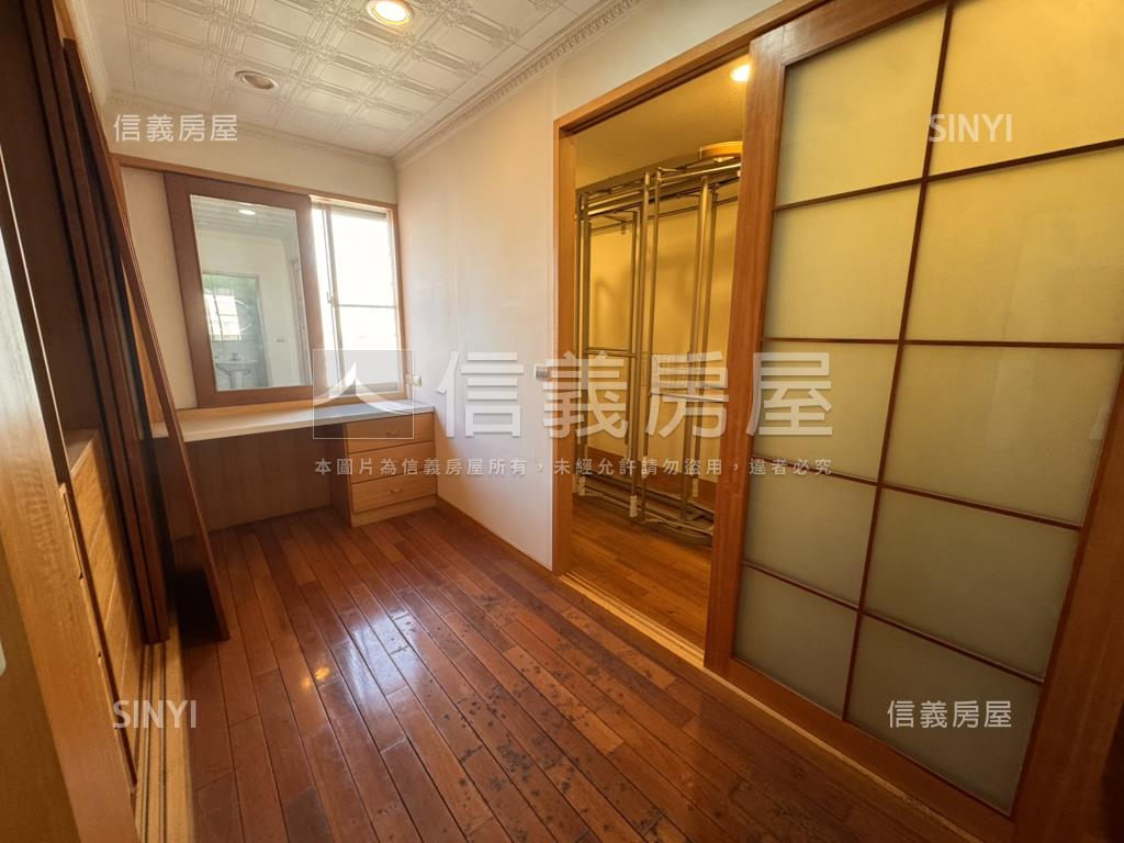 低總價大空間雙併美屋房屋室內格局與周邊環境