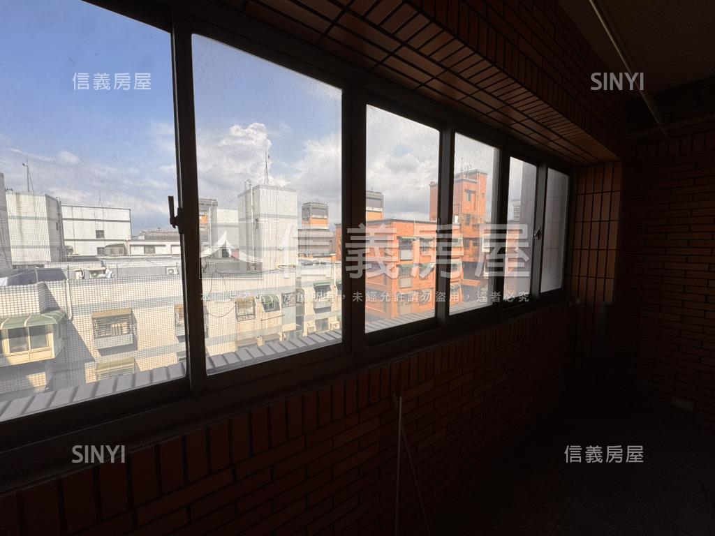 低總價大空間雙併美屋房屋室內格局與周邊環境