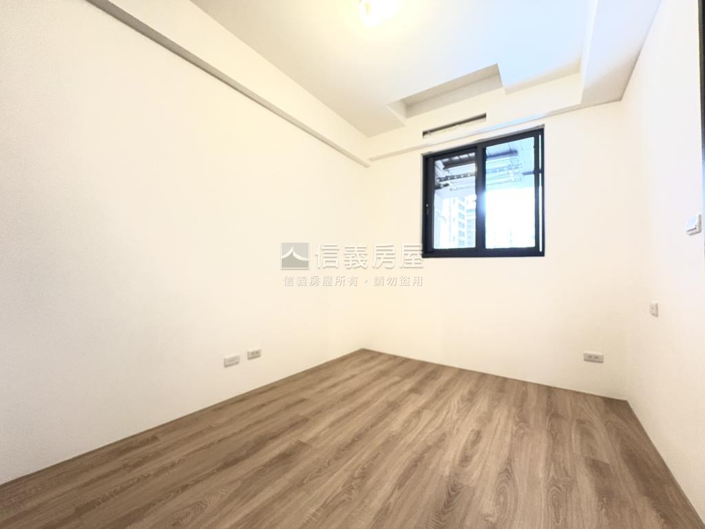 鑄玥採光兩房車位房屋室內格局與周邊環境