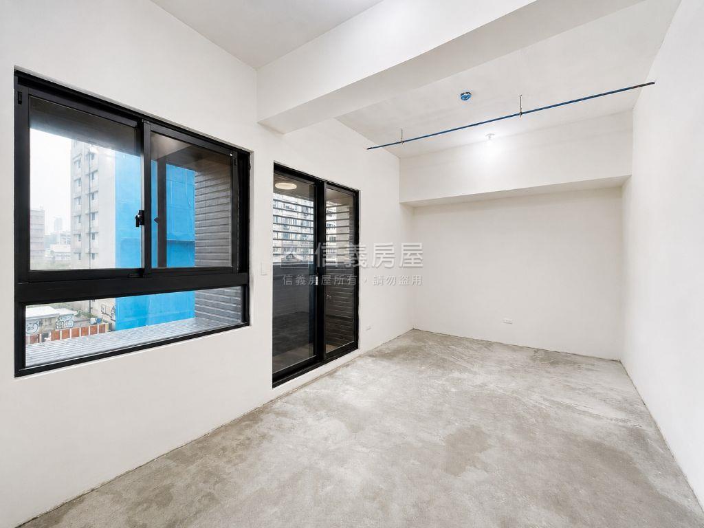 登峰再創高峰房屋室內格局與周邊環境