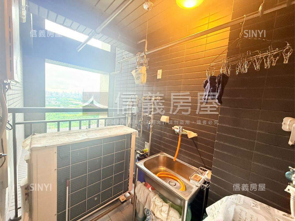 遠雄百富高樓河景２房車位房屋室內格局與周邊環境