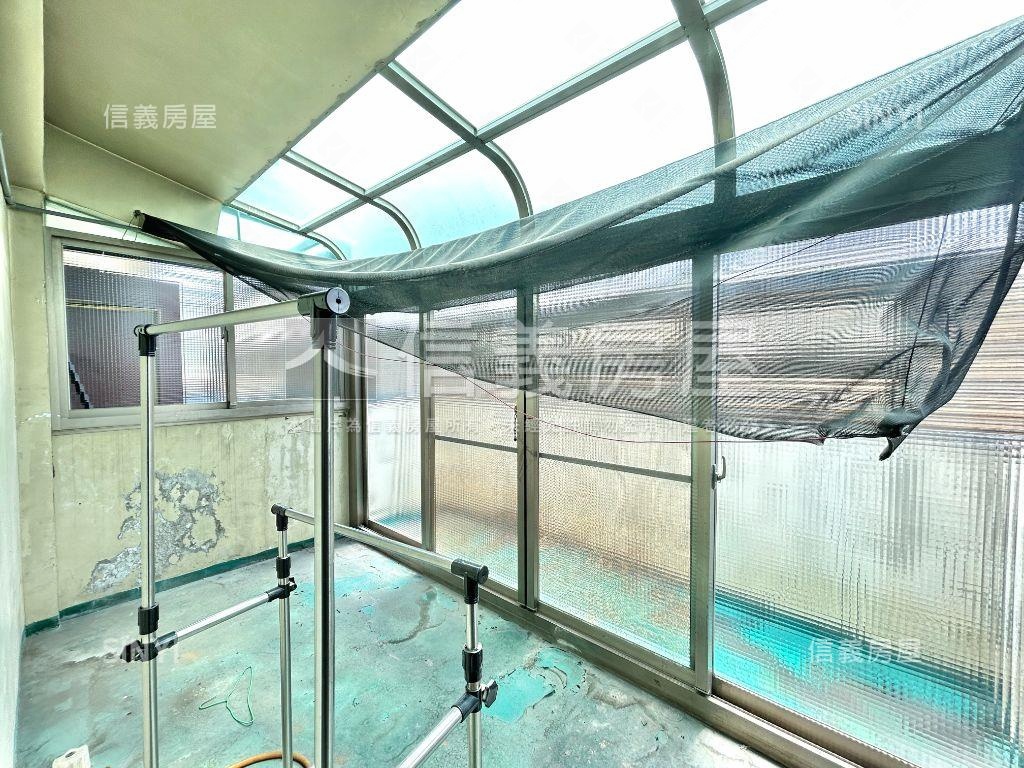 專任八期優質透店房屋室內格局與周邊環境