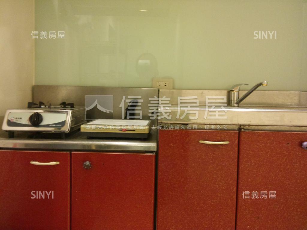 【信義】收租大空間房屋室內格局與周邊環境