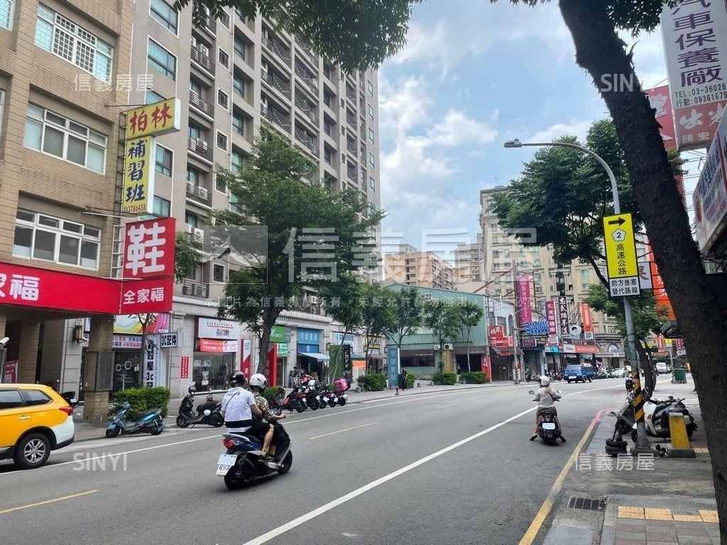 龍安《中路御品》優質店面房屋室內格局與周邊環境