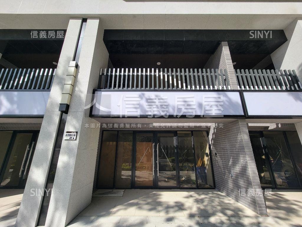 福鄉至馥。Ｓ３—３２店面房屋室內格局與周邊環境