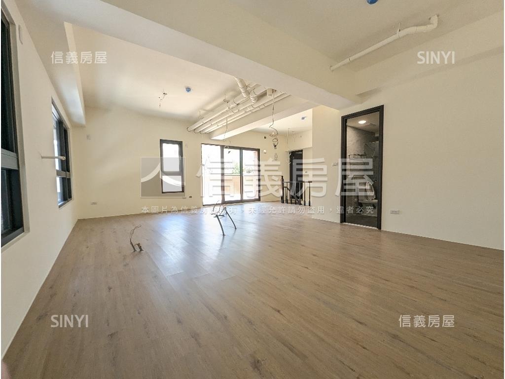 茵之伴大面寬邊間金店面房屋室內格局與周邊環境