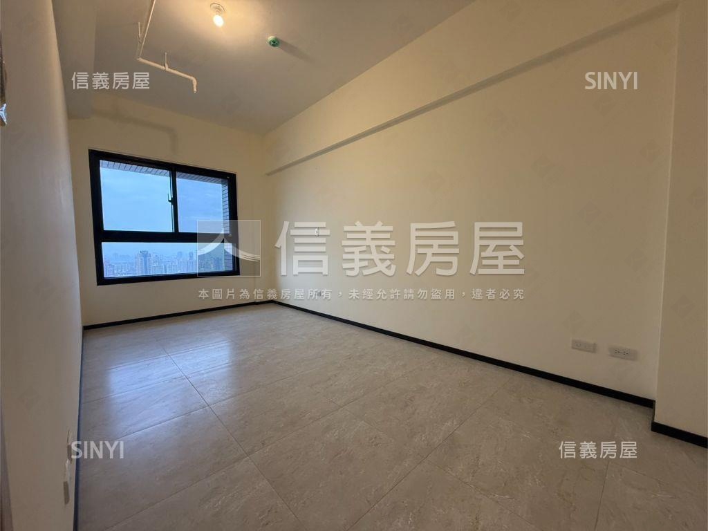 愛琴海頂樓兩房平車房屋室內格局與周邊環境