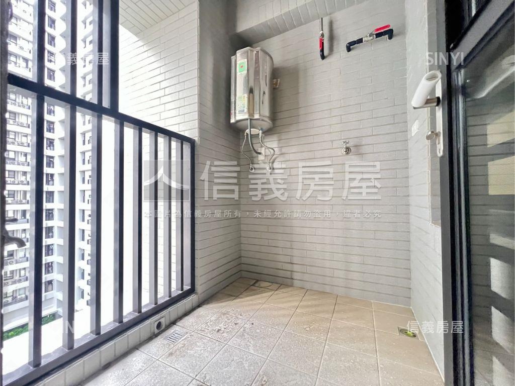 新靜亮．市政朝南美邸平車房屋室內格局與周邊環境