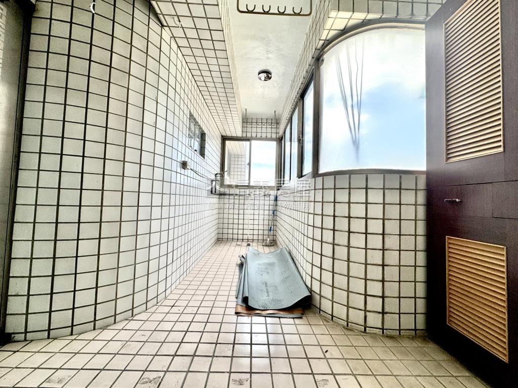 稀有釋出興大儷景大三房房屋室內格局與周邊環境