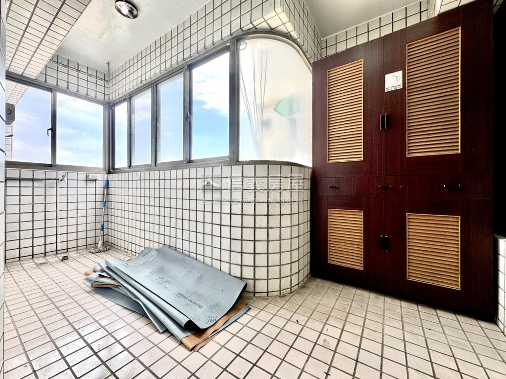 稀有釋出興大儷景大三房房屋室內格局與周邊環境