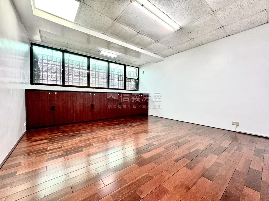 稀有釋出興大儷景大三房房屋室內格局與周邊環境