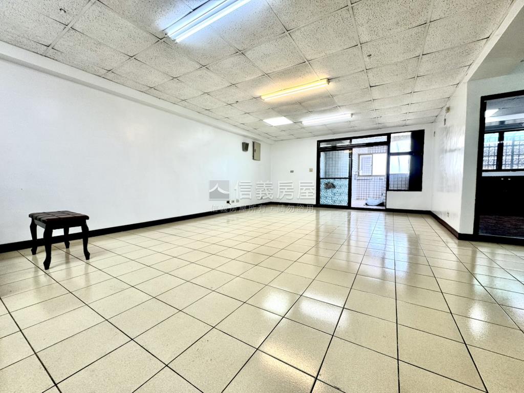 稀有釋出興大儷景大三房房屋室內格局與周邊環境