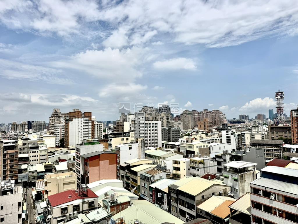 稀有釋出興大儷景大三房房屋室內格局與周邊環境