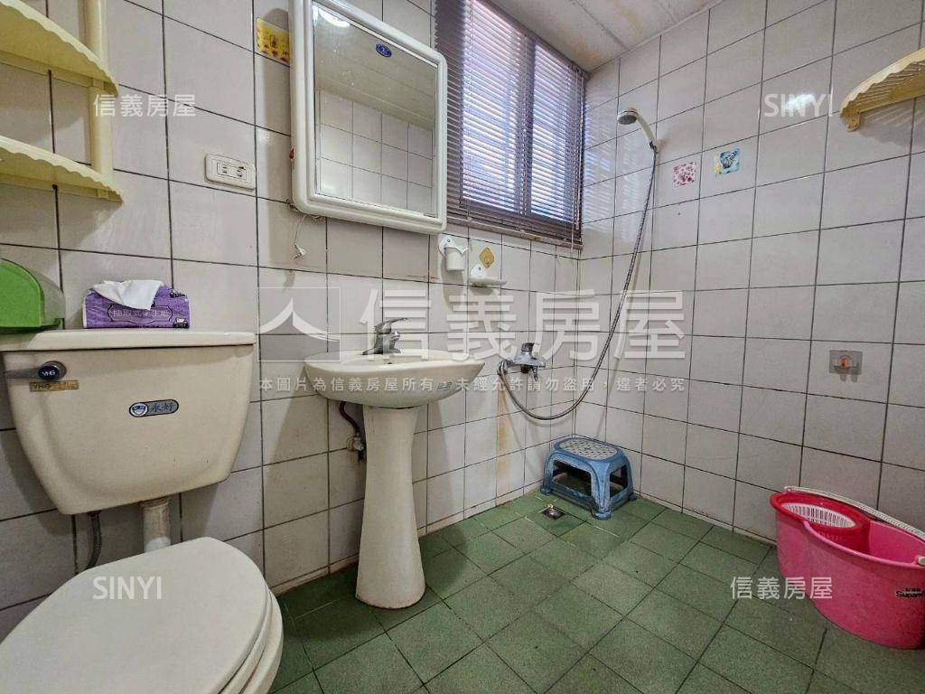 稀有！釋出安泰邊間透天宅房屋室內格局與周邊環境
