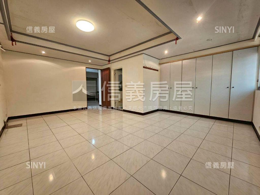 稀有！釋出安泰邊間透天宅房屋室內格局與周邊環境