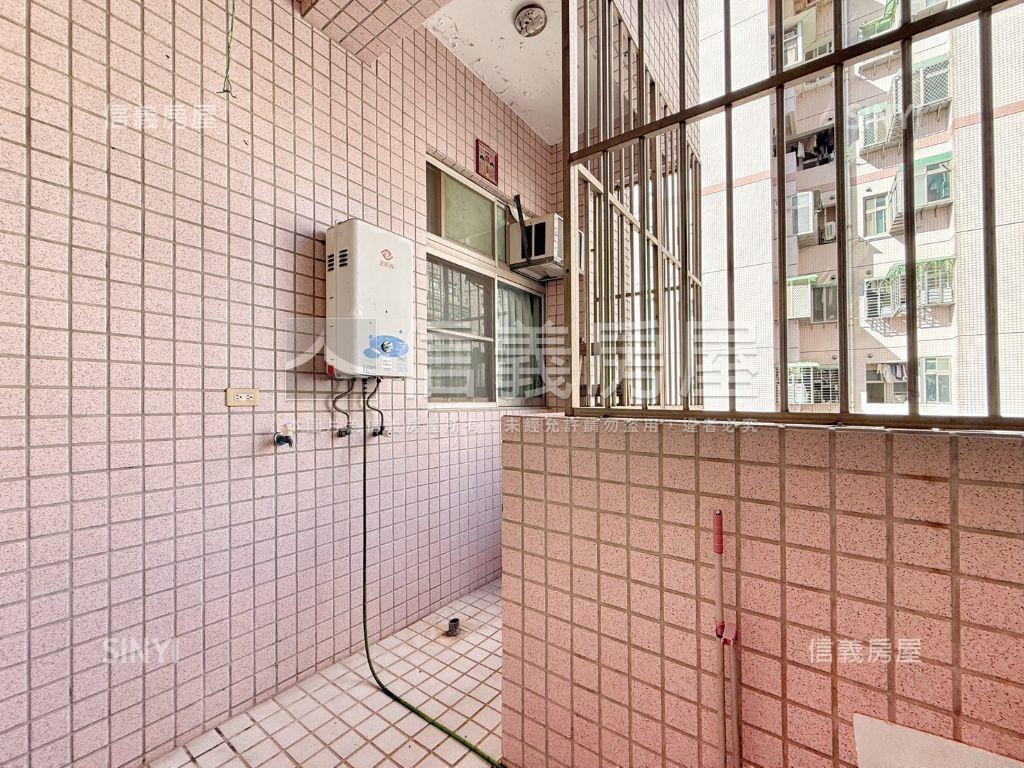 觀海極品Ｄ棟遠眺河景房屋室內格局與周邊環境