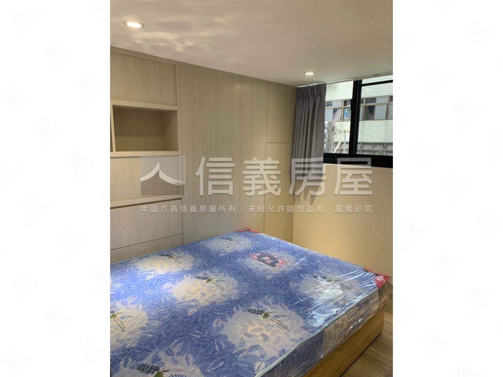 板橋江翠綻２房車位房屋室內格局與周邊環境