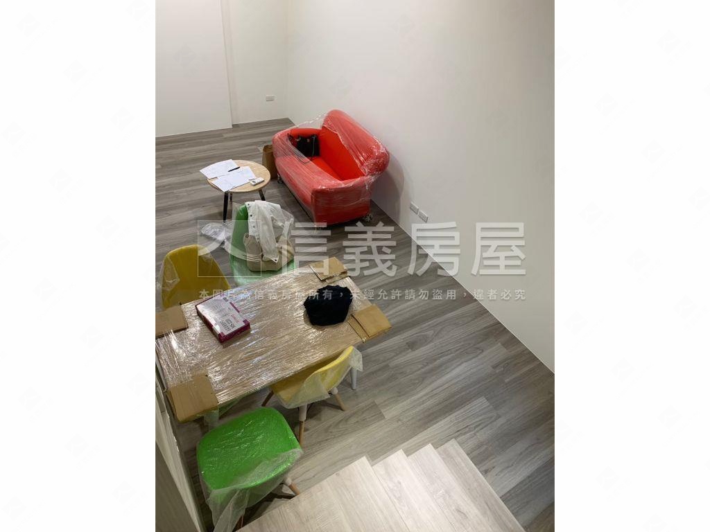 板橋江翠綻２房車位房屋室內格局與周邊環境