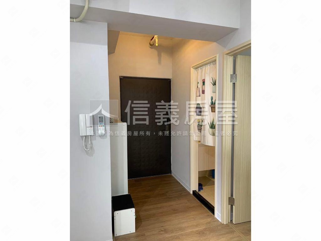 潤隆高樓層兩房車位房屋室內格局與周邊環境