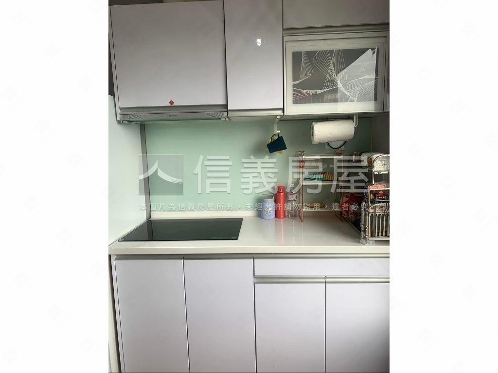 潤隆高樓層兩房車位房屋室內格局與周邊環境