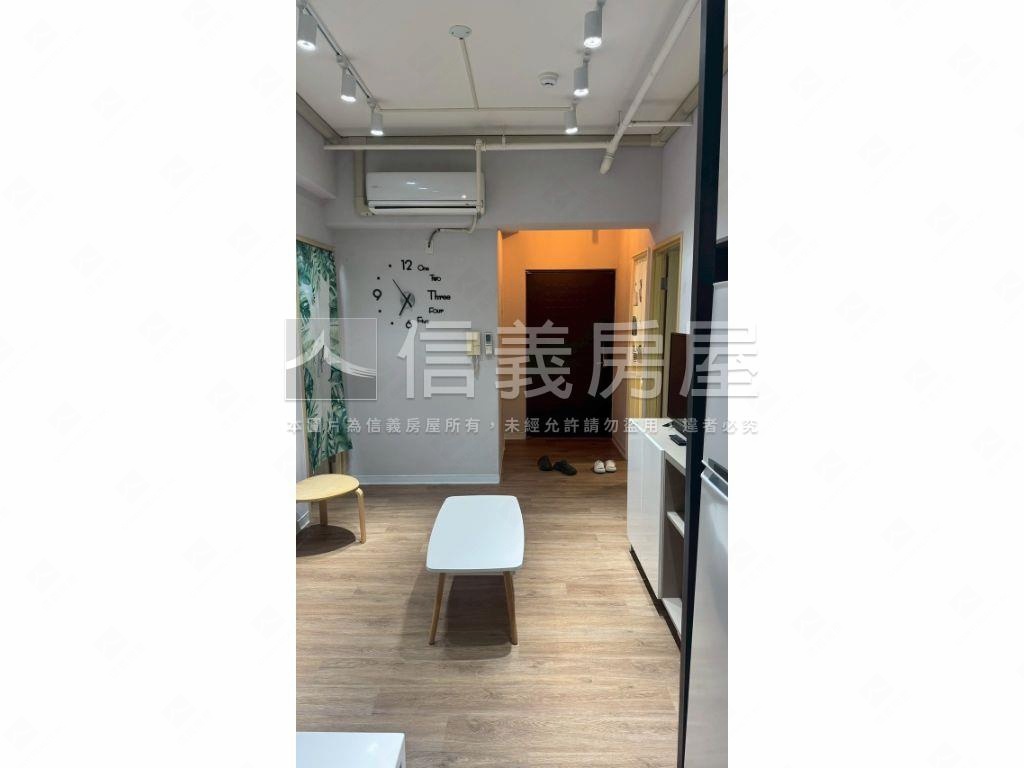 潤隆高樓層兩房車位房屋室內格局與周邊環境