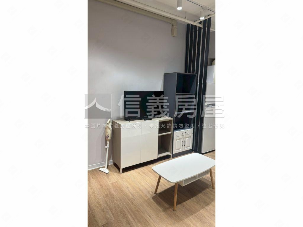 潤隆高樓層兩房車位房屋室內格局與周邊環境