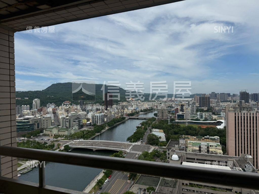河景夢萊茵三房平移車位房屋室內格局與周邊環境