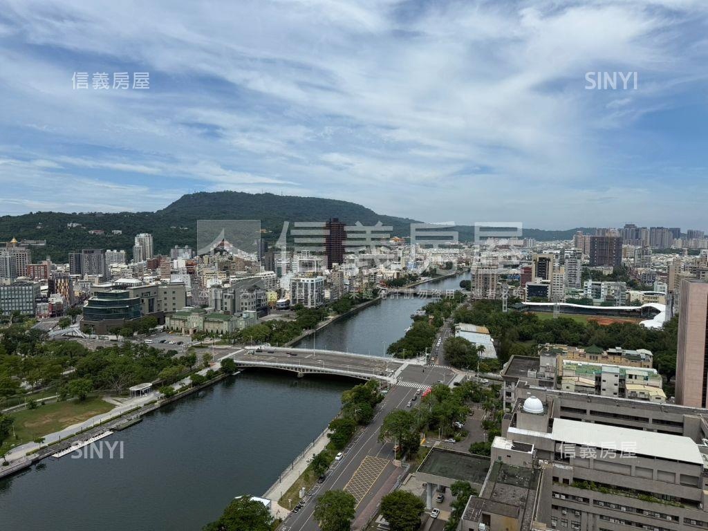 河景夢萊茵三房平移車位房屋室內格局與周邊環境