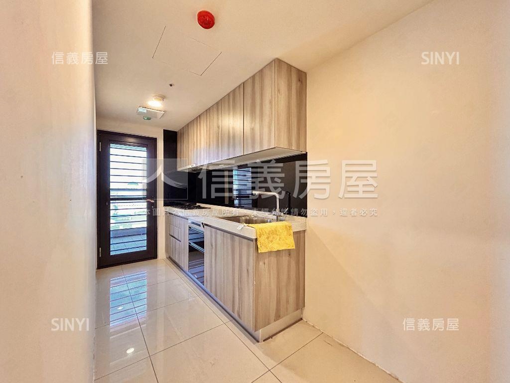 文華天際湖畔遠眺景觀三房房屋室內格局與周邊環境