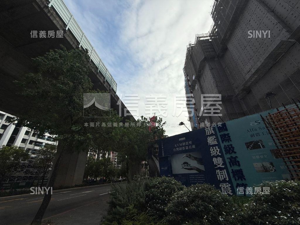 新光重劃區兩房兩衛平車房屋室內格局與周邊環境