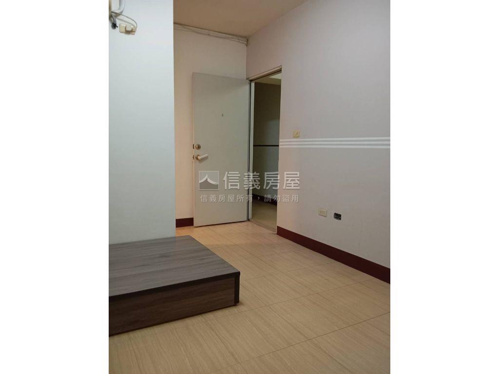 金龍明鑛大樓文心高工房屋室內格局與周邊環境