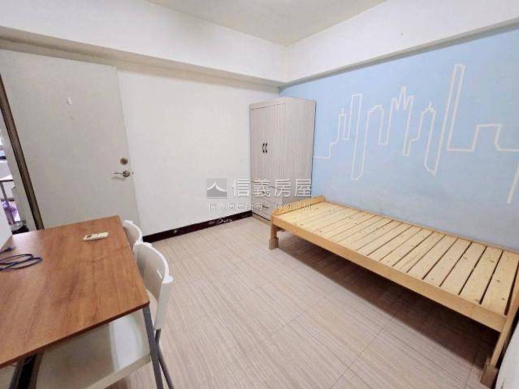 金龍明鑛大樓文心高工房屋室內格局與周邊環境
