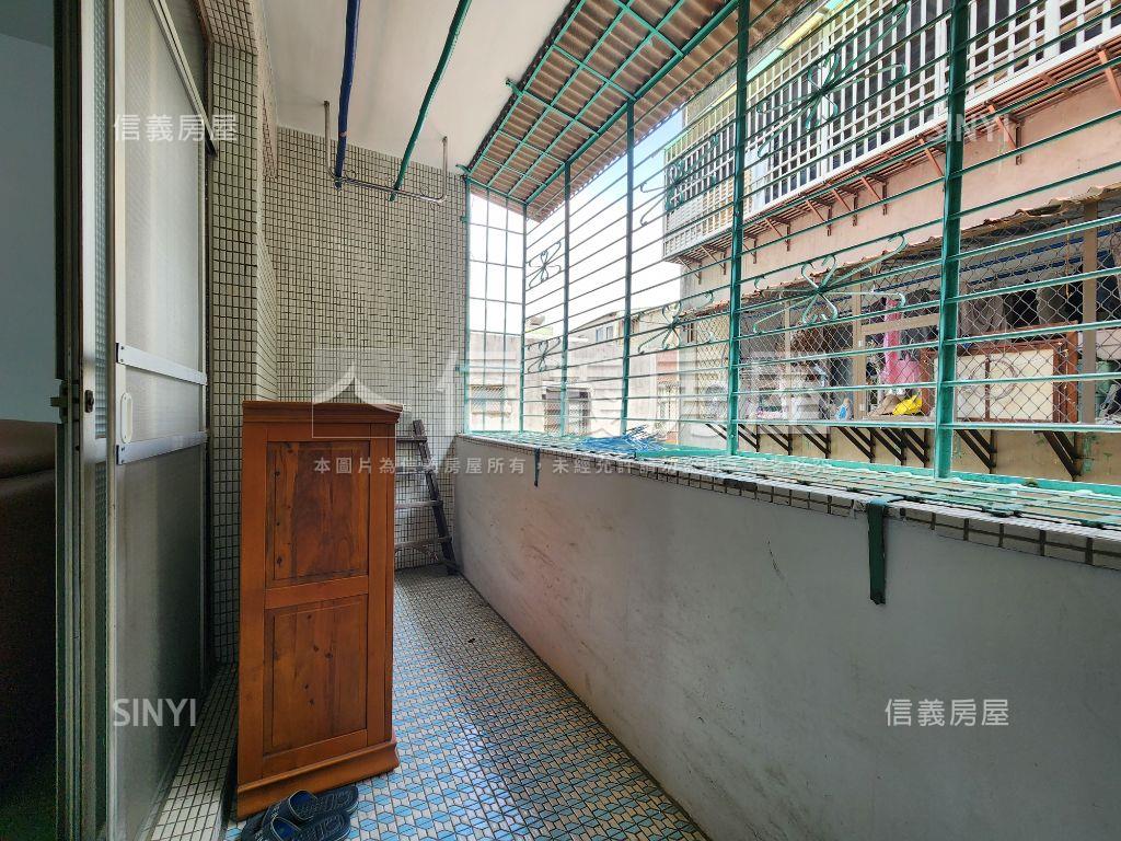 邊間三面採光稀有美寓房屋室內格局與周邊環境