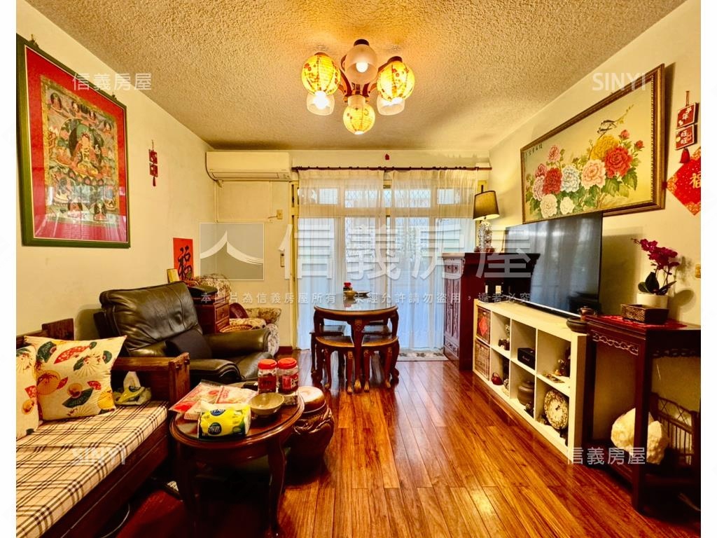 港墘近內科３樓可抽車位房屋室內格局與周邊環境