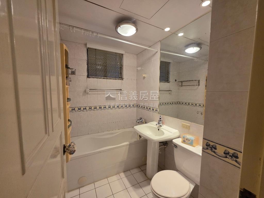 １０１景觀邊間三面窗美廈房屋室內格局與周邊環境