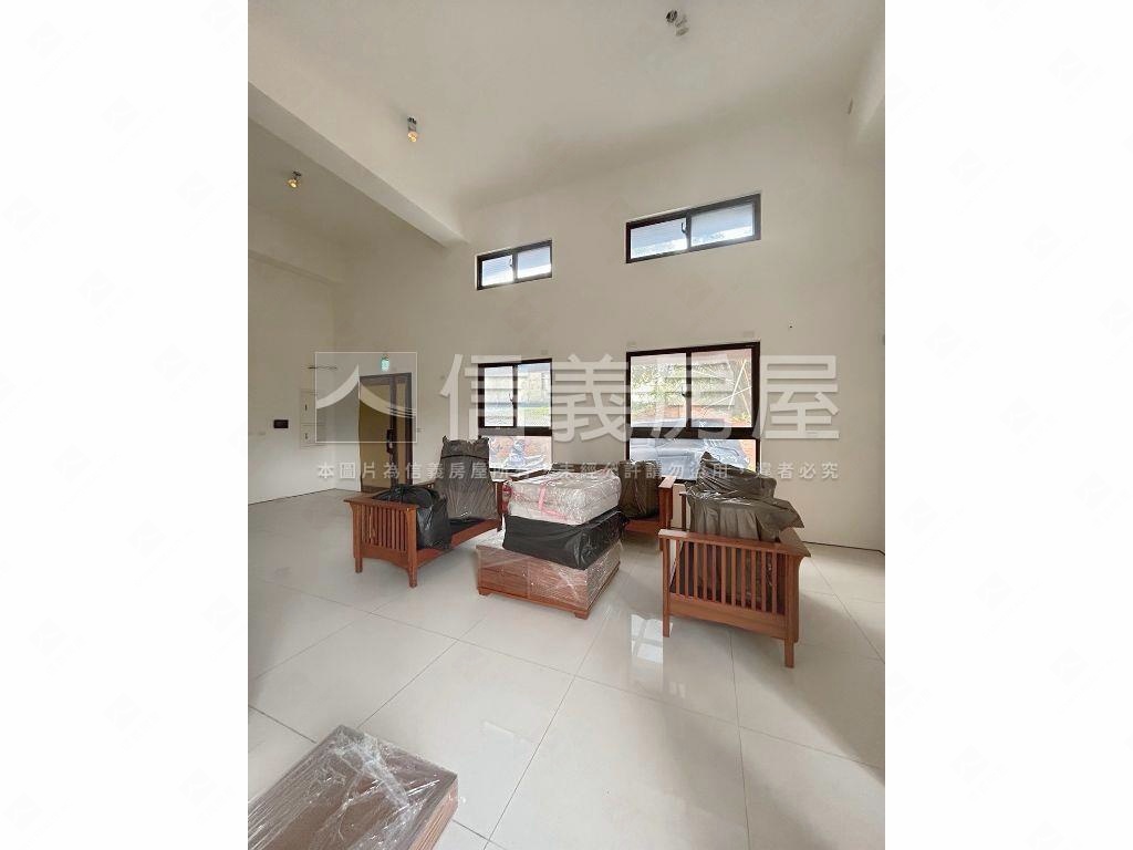 慶賀天樂挑高大空間房屋室內格局與周邊環境