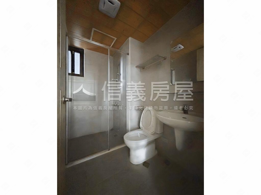 慶賀天樂挑高大空間房屋室內格局與周邊環境