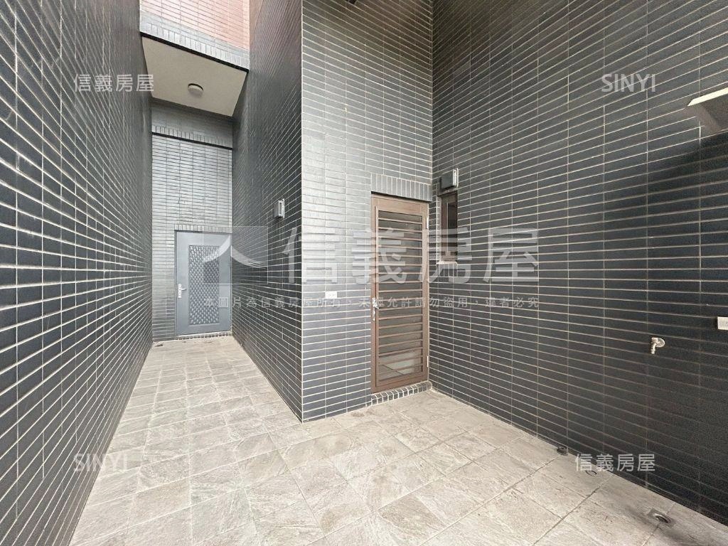 慶賀天樂挑高大空間房屋室內格局與周邊環境