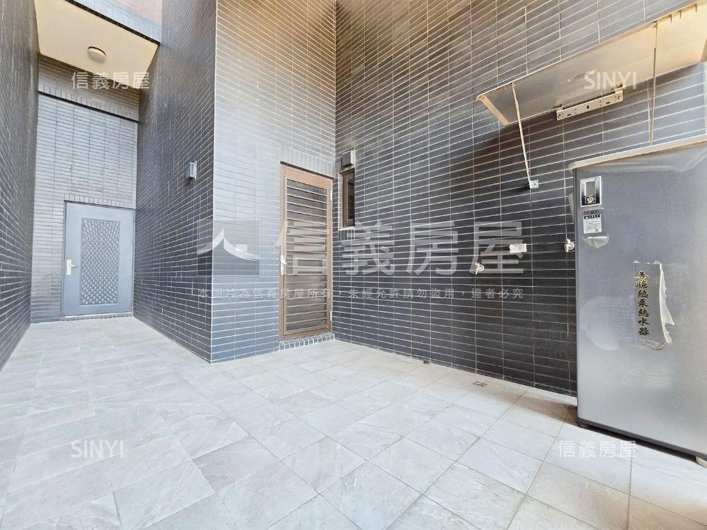 慶賀天樂挑高大空間房屋室內格局與周邊環境