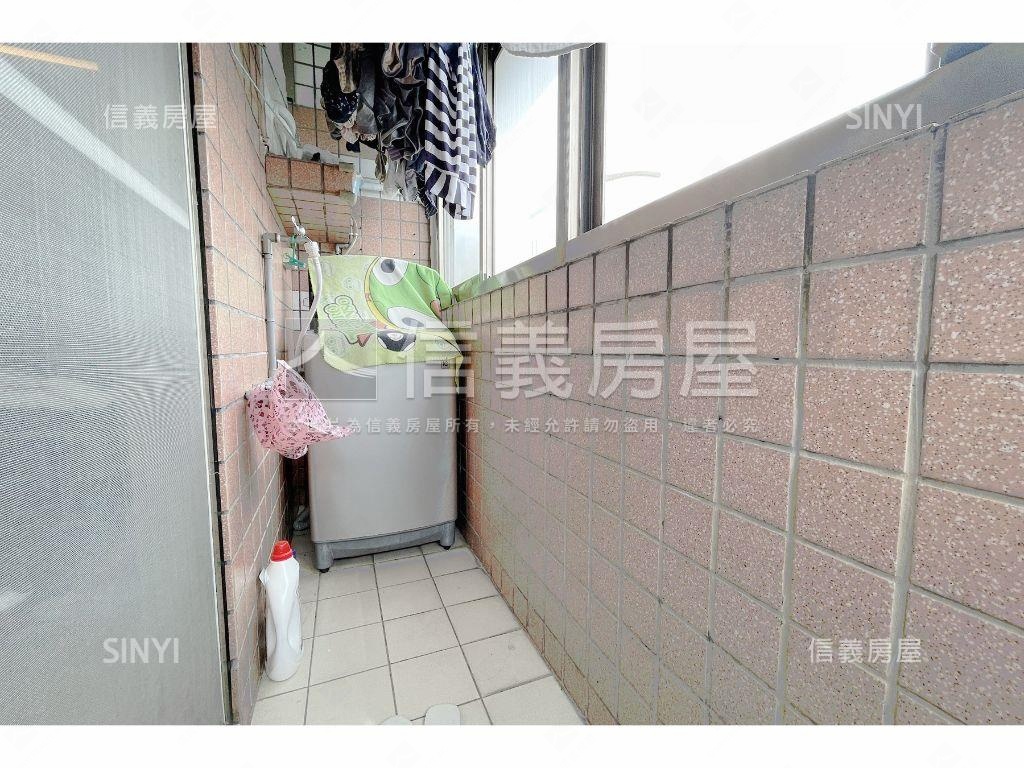 景觀紅綠樓中樓美屋房屋室內格局與周邊環境