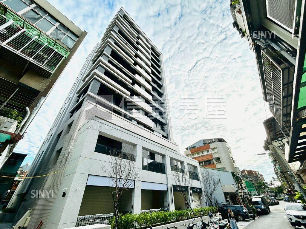 萬大境邊間美三房露臺車位房屋室內格局與周邊環境