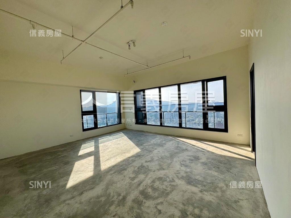中央花園山海景觀高樓豪邸房屋室內格局與周邊環境