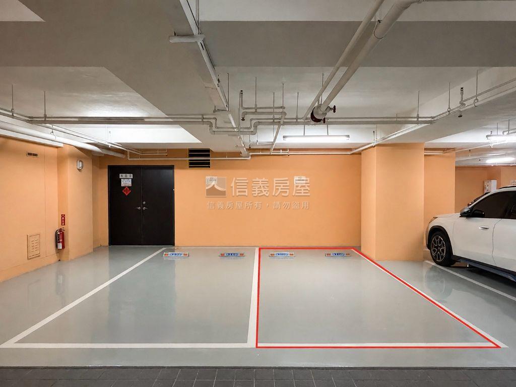 高鐵｜文學苑三房平車房屋室內格局與周邊環境
